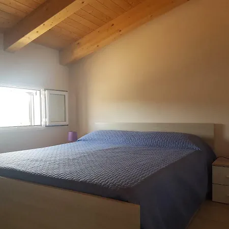 Acacia Ferienhaus Santa Maria Del Focallo