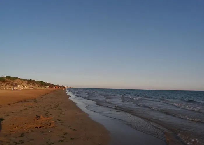 Semesterbostad Acacia Santa Maria Del Focallo