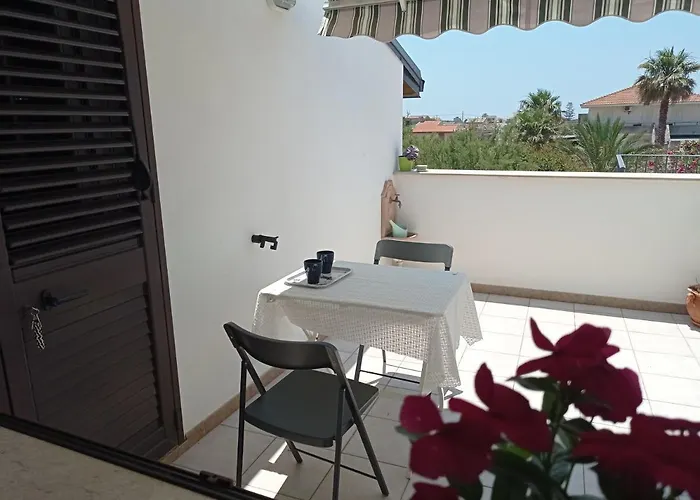 Acacia Semesterbostad Santa Maria Del Focallo