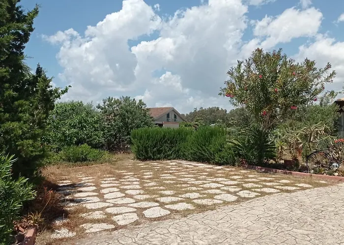 Semesterbostad Acacia *