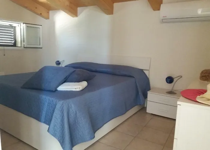 Semesterbostad Acacia *