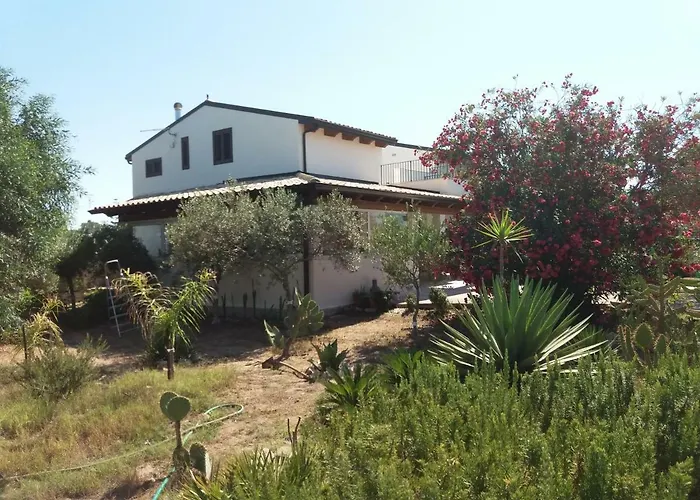 Semesterbostad Acacia *