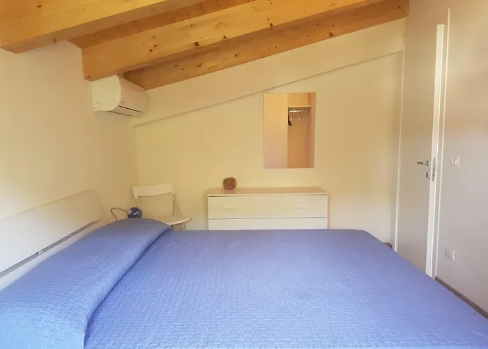 Semesterbostad Acacia