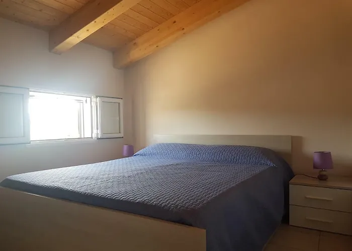 Acacia Semesterbostad Santa Maria Del Focallo